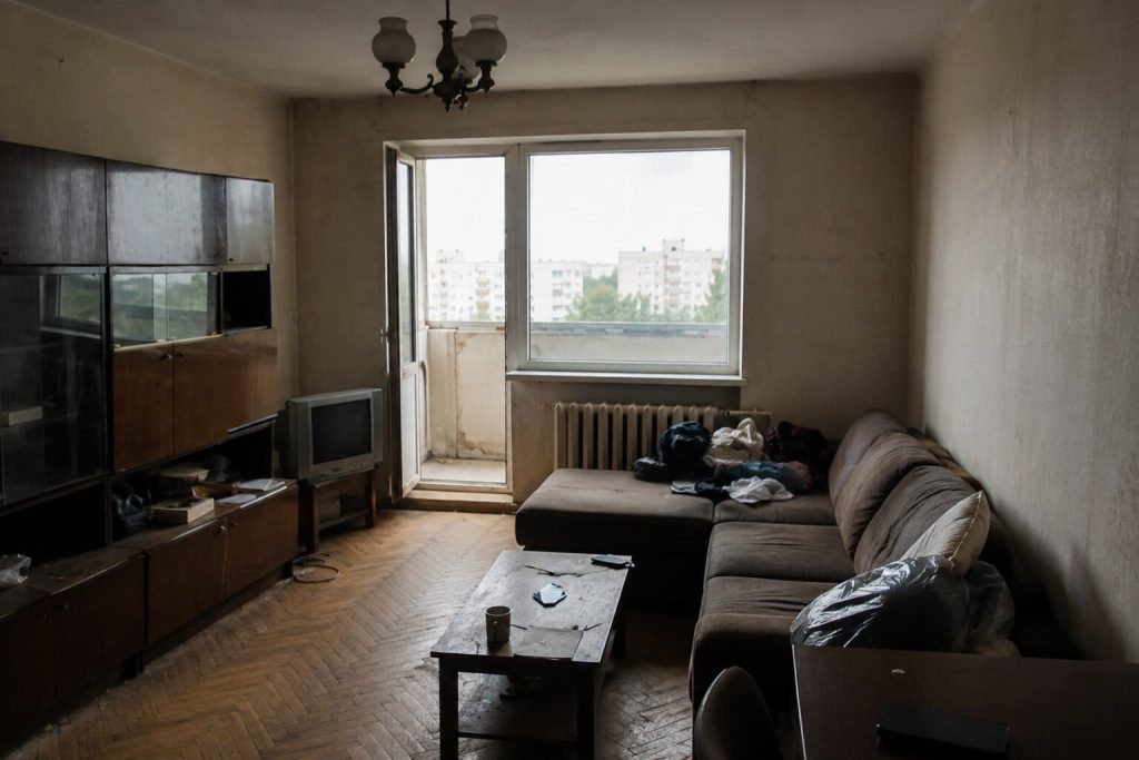 Nekvalitatīvas īpašuma fotogrāfijas.